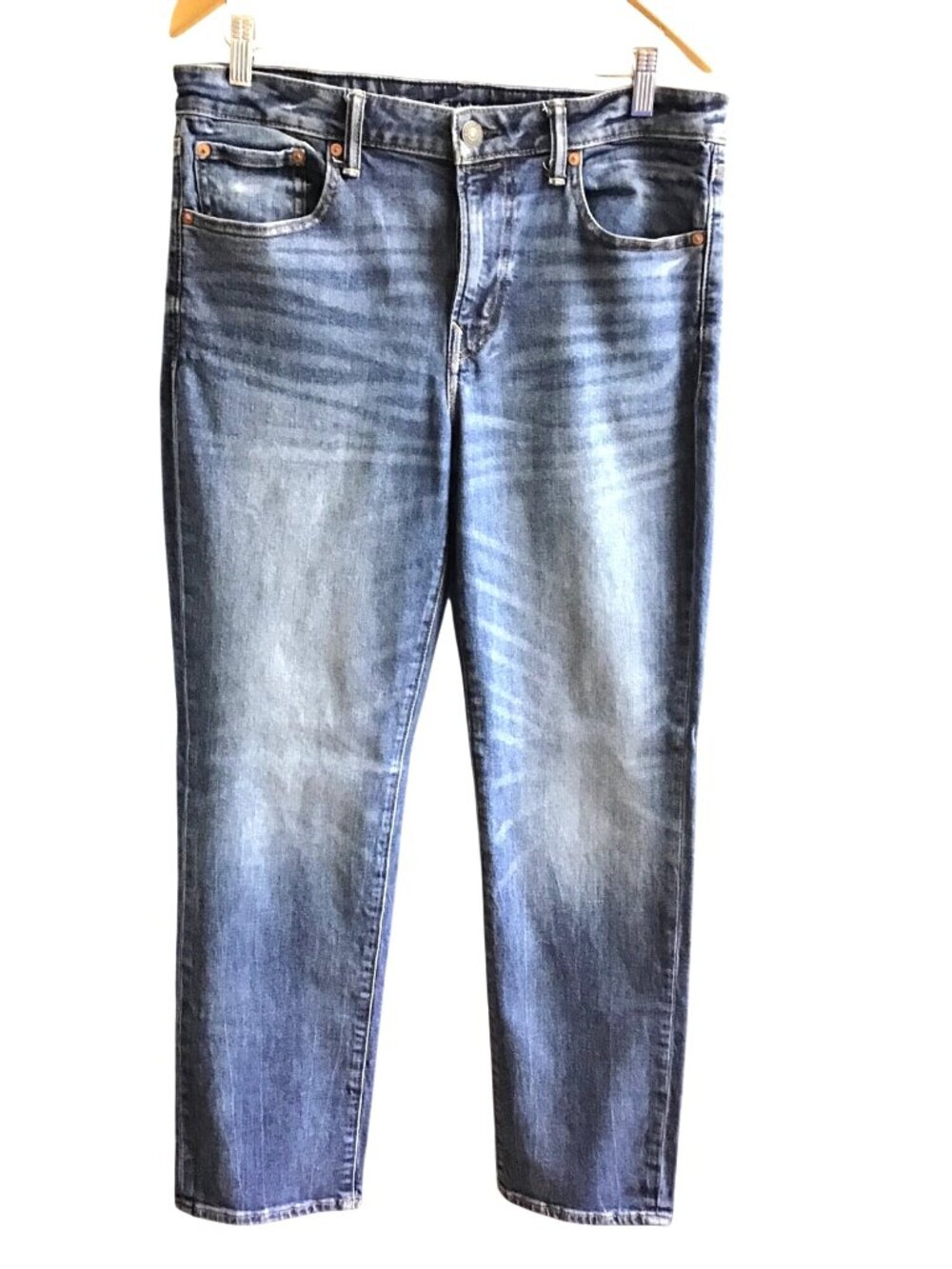 AMERICAN EAGLE- AIRFLEX+LIGHT WASH STRAIGHT LEG MEN'S JEANS SIZE 34X32